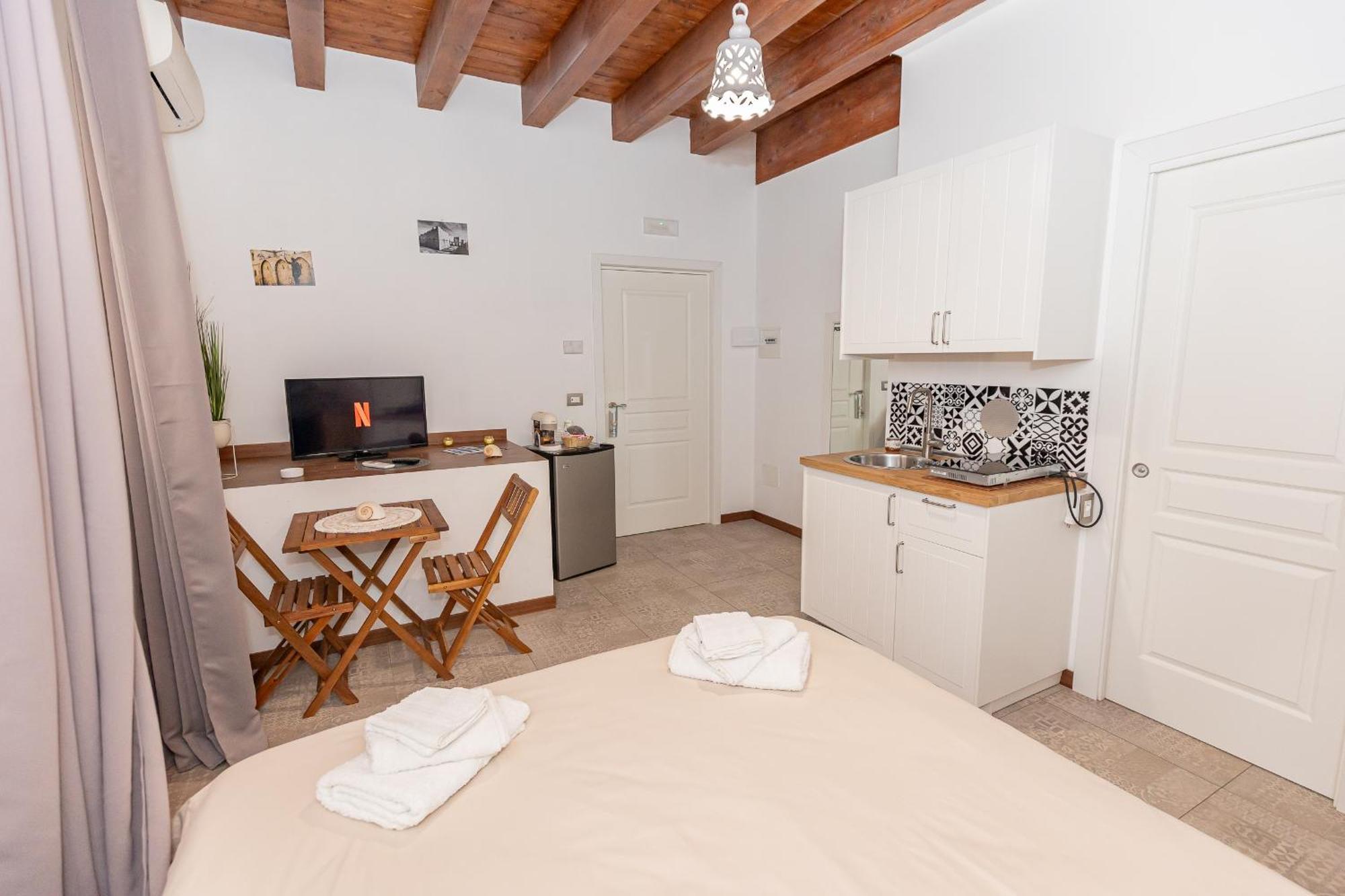 شقة Centro Storico Redmood House A 5 Min Dal Mare, Wi-Fi, A/C E Netflix بارليتا المظهر الخارجي الصورة