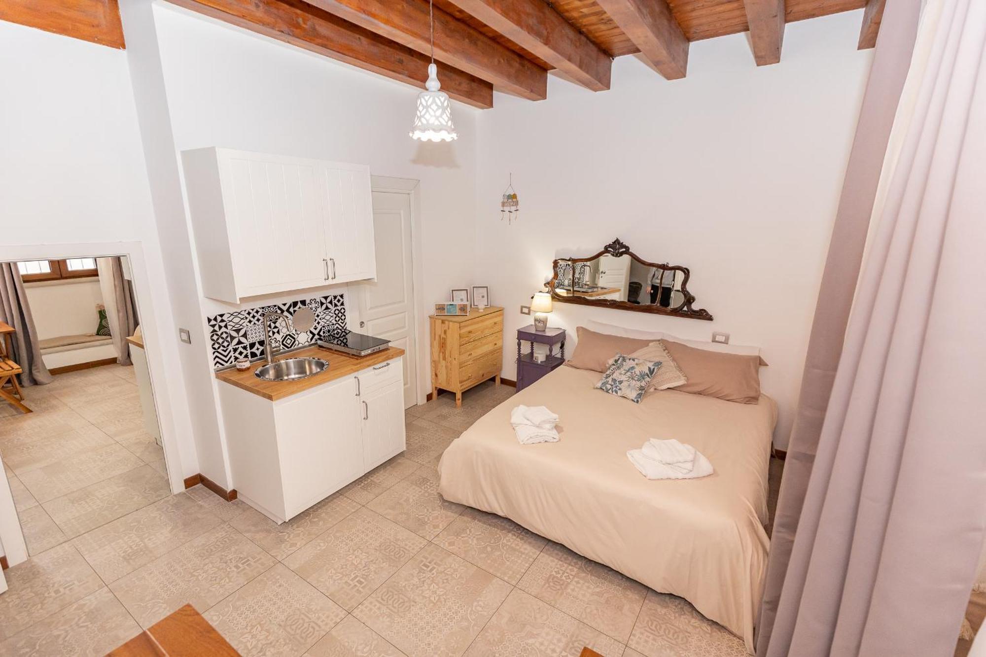 شقة Centro Storico Redmood House A 5 Min Dal Mare, Wi-Fi, A/C E Netflix بارليتا المظهر الخارجي الصورة